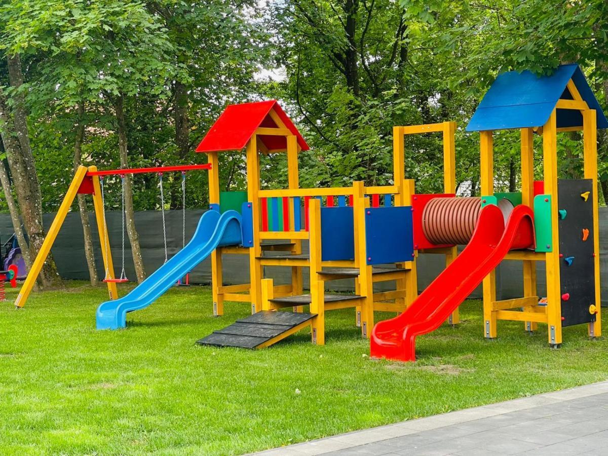 Woodhouse Resort Dobrogoszcz エクステリア 写真